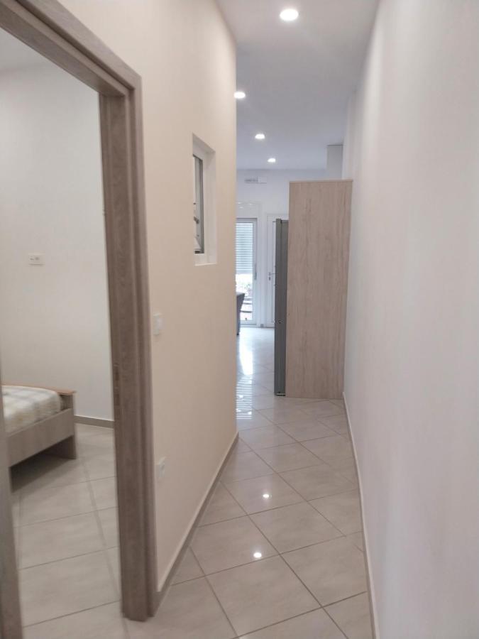 The Getaway Apartment Agia Marina  Exterior photo